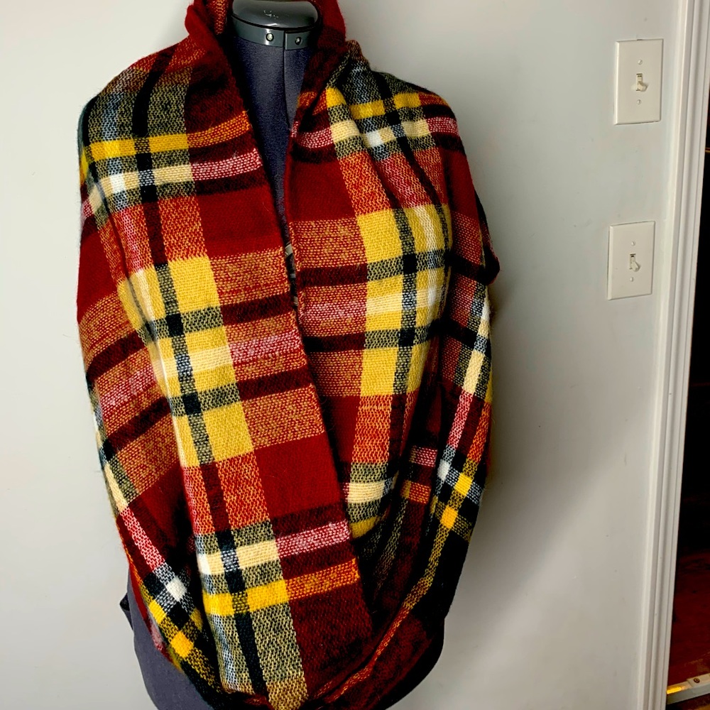 Plaid infinity scarf